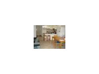 looking for a person in singleroom(bill,internet,owndesk,masterkey) specious livingroom single room