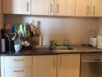 Male share room in city 