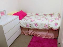 オウン＄200 駅まで3分シティ15分　女性のみ(ROOM2