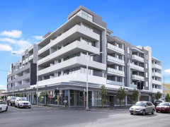 急募　Gladesville バス停徒歩０分