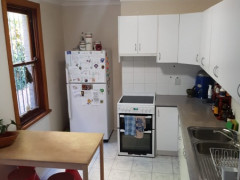 PADDINGTON room in family home