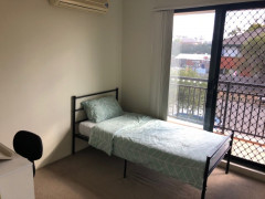 Parramatta own room 180/wk