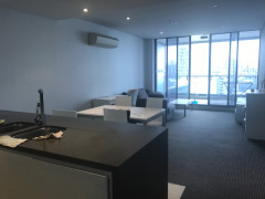 Luxury 2 bedrm apt in zetland 