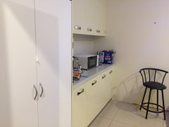 セントレオナルド駅近くの新しい部屋$ 265