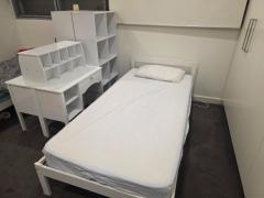 City/very clean/1girl availble