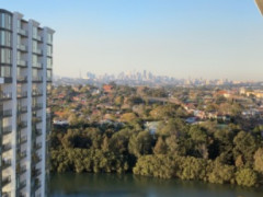 Wolli Creek, Close to station 