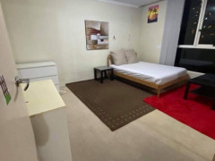 Master room in city