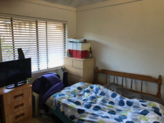 ニュートラルベイのタウンハウス　４月16日（木）４～５週間