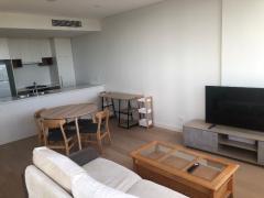 City 30分! 駅前3分/新築家具付1BR 入居者募集!