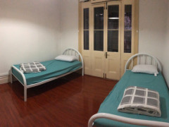 Male shareroom redfern station