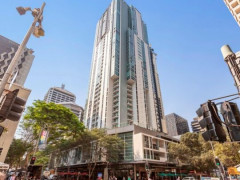 Brisbane CBD APT share mate 