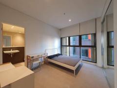 Master room in the city