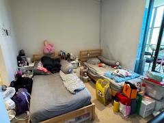 Master room in the city