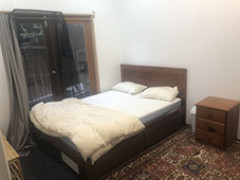 master bedroom / Ensuite 320