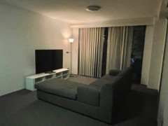 St Leonards / $260 / 1 girl