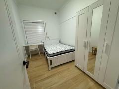 最近改装済み、リドコム駅まで徒歩圏内、3月15日入居可能