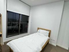 1m Granville Station Apartment