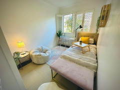Single room $330 Pyrmont 