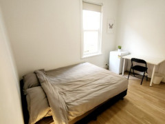 Hurstville House Room $300
