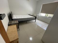 リドコム駅まで徒歩5分 | エアコン付きの広い部屋