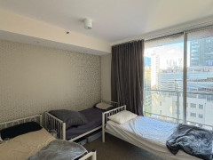 CBD Share room