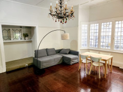 Girls flat $260/week 