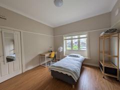 11/20～入居可　一軒家のキレイなオウンルーム