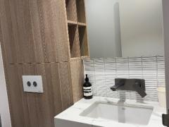 オウンルーム、オウンバス、キー、Burwood駅から徒歩５分