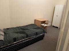 Kensington $240 男性専用 オウンルーム