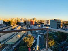 Livingroom 1min to Strathfield