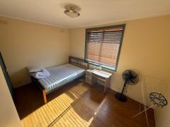 メルボルン ブランズウィック　広いオウンルーム　週$300