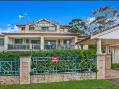 【短期入居者募集｜Castle Hill】