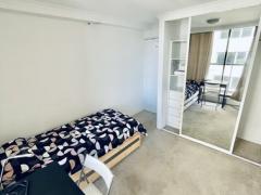 Cityオウンルーム $450 短期募集 3/11〜