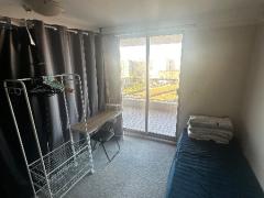 Living Room 1 min to Station