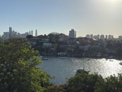 クレモーン・ポイント：個室＋書斎付き 短期歓迎