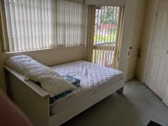 シティから15分。ニュートラルベイのオウンルームで犬と暮らす