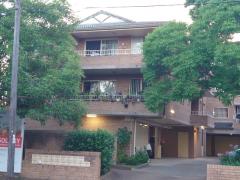 静かで安全日当たりの良い所です，駅まで徒歩7分