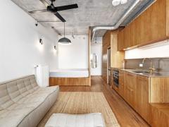 Tastefully furnished Studio ap