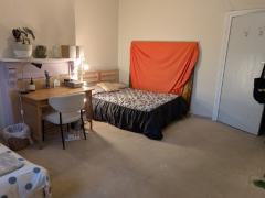 Female accommodation for share