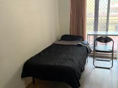 タウンホール徒歩9分 $300 男性専用 オウンルーム