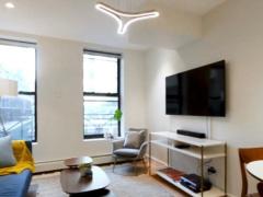 USYDの近くにある高層階の家具付きワンルームアパートメント