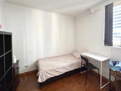 タウンホール徒歩3分　$295　女性専用　マスターシェア