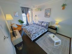 $420 Single private room city