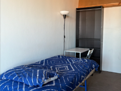 Pyrmont $300　女性専用　リビングオウン
