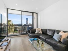 Modern Furnished One-Bedroom