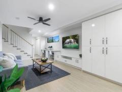 Modern & Furnished Studio Apt.