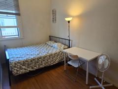 Bondi juction徒歩15分　男性専用　$300