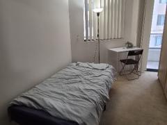 セントラル駅徒歩5分　男性専用　$310　オウンルーム