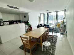 Twin or own room in CITY