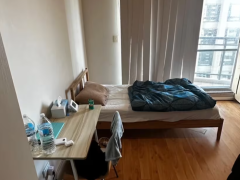 タウンホール徒歩3分　男性専用　オウンルーム＄３３０